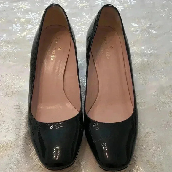Kate Spade black patent leather square toe pumps. Size 7 - Picture 1 of 8